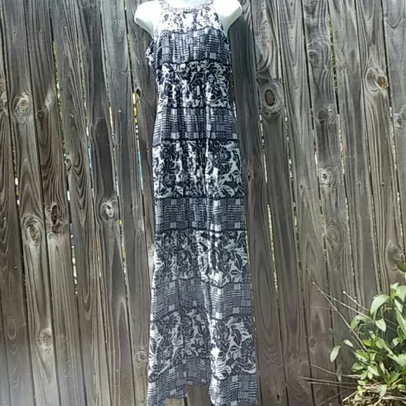 Vince Camuto Dresses & Skirts - Maxi Dress Size 4 Vince Camuto Blue and White Sexy